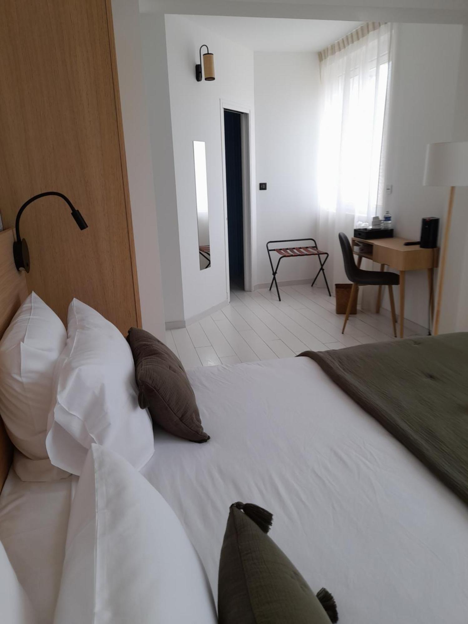 Hotel L'Albatros Saint-Trojan-les-Bains Ngoại thất bức ảnh